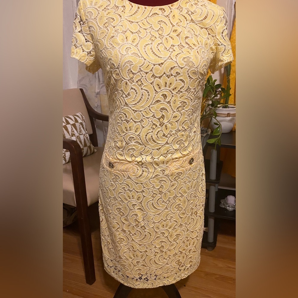 Tommy Hilfiger Lace Short Sleeves Dress - Yellow- Size 2 - Like New - Picture 2 of 12